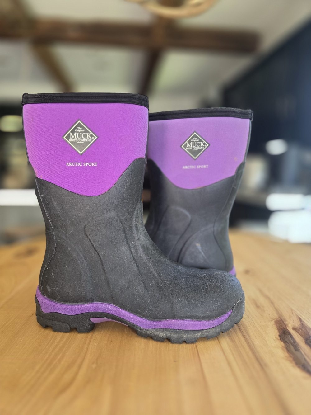 O Muck Boot Company Arctic Sport Women  Purple and Black Winter Boots Size 9/9.5